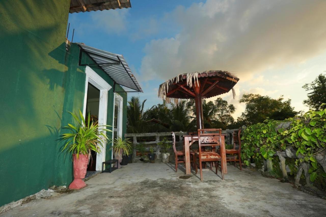 Galle Paradise Inn エクステリア 写真